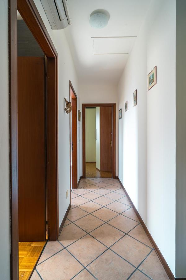 Ferienwohnung Te Vojo Ben -Furnished Flat- Santa Maria Di Sala Exterior foto